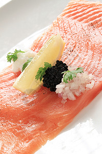 烟熏鲑鱼治愈健康的鱼开胃菜高清图片