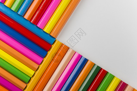 一套木色铅笔的抽象组成情况活页夹颜料彩虹石墨木头粉末快乐背景图片
