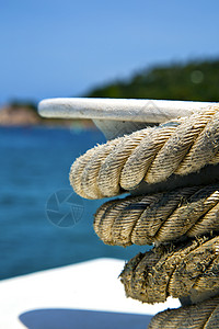 亚洲 kho tao 湾岛白船绳索海锚背景图片