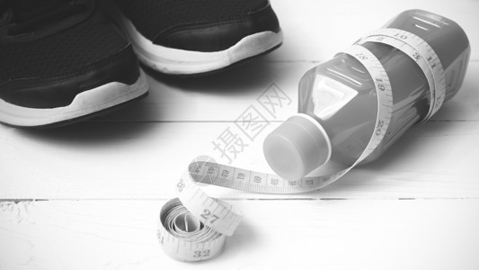 运行鞋 橙汁和电话黑白音色保健运动鞋竞赛磁带饮食卫生果汁健身房重量跑步背景图片