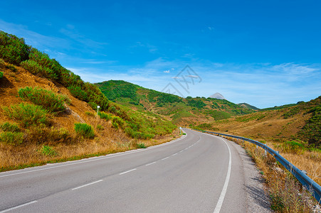 阿斯法路环境运输危险航程峡谷安全生态岩石蓝色天空高清图片