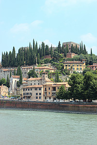 意大利维罗纳中部的城堡背景图片