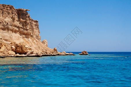 蓝色石头素材红海风景背景