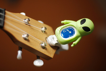 播放 ukullele 游戏指板音乐外星人乐器吉他旋律飞碟字符串背景图片