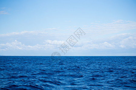 空中和天空海旅行冲浪晴天空气生态海景热带季节反射蓝色背景图片