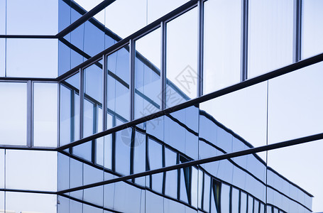 办公大楼中窗户图像的图像中心镜子摩天大楼金融反射大厅建筑技术贸易商业背景图片