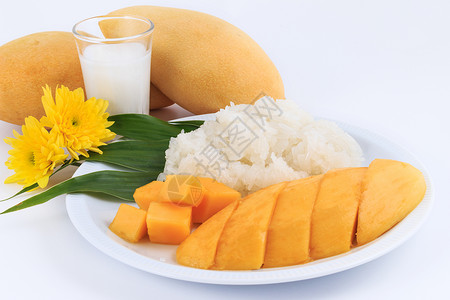 和芒果一起吃泰式甜米 泰国风格的热带甜点叶子水果食物美食营养牛奶文化街道椰子奶油背景图片