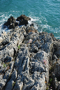 Pleneuf 海岸沿岸花岗岩岩石全会背景