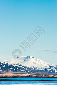 寒冷的冰雪山背景图片