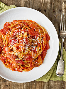 布卡蒂尼意大利面番茄高清图片