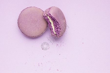 断章取义来一口吧甜点味道创造力紫色糖果美食筹码小吃粉色蛋糕背景