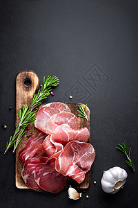 塞拉诺猪油红色的高清图片