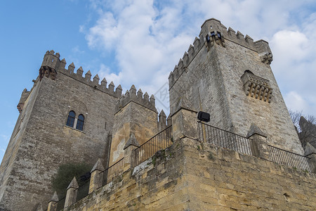 阿莫多瓦阿尔莫多瓦尔德尔里奥城堡 西班牙科尔多瓦文化遗产历史地标建筑旅行村庄游客安全石方背景