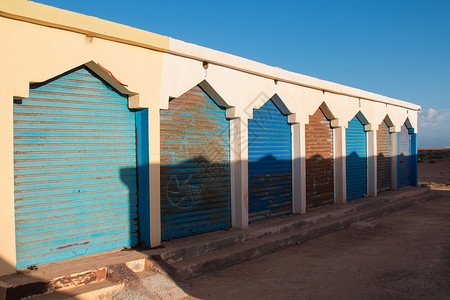 摩洛哥 路过盲眼的封闭店铺高清图片