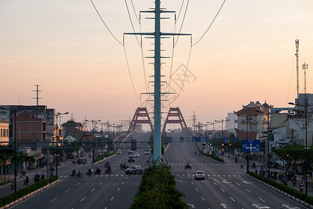 管理制度范文Binh Loi桥的交通堵车 VIETNAM红绿灯日出立交桥方向旅行天空电源线闪电范文建筑背景