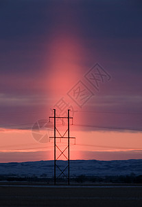 萨斯喀彻温省轻支柱部门景观磁层天空风景乡村背景图片