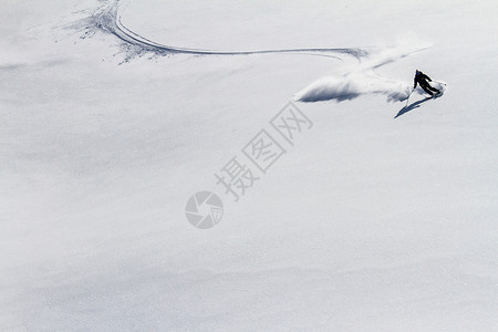 堪察滑雪者速度高清图片