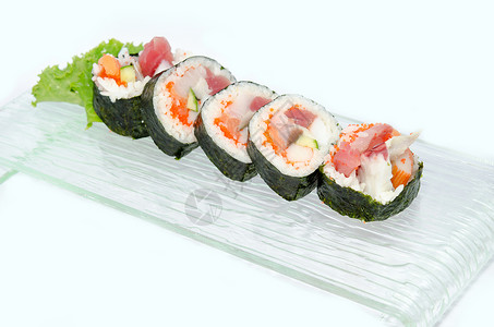 海草包装大米烹饪文化食物饮食美食盘子蔬菜三角形寿司白色背景图片