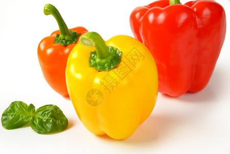 三只成熟的胡椒食物辣椒蔬菜背景图片