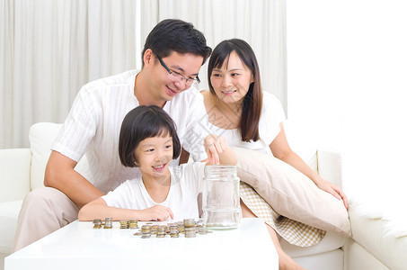 泰国寄宿家庭享受投资高清图片