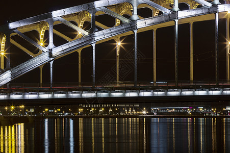 谢良斯基布尔谢乌赫丁斯基桥夜景反射城市建筑学场景旅行地标照明金属背景