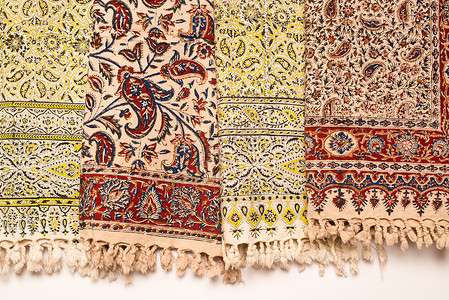 伊朗地毯和地毯地面艺术挂毯装饰品丝绸古董材料房子手工蓝色背景图片