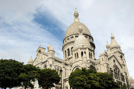 法国巴黎 圣心巴西商会教会大教堂旅行建筑地标白色背景图片