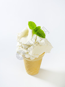 白冰淇淋果子奶油状酸奶锥体食物味道晶圆冰冻椰子白色背景图片