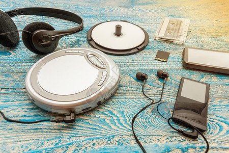 音乐带素材蓝色背景的 Cd 播放器记录音乐黑色收藏音乐播放器盒子白色玩家磁带扬声器背景