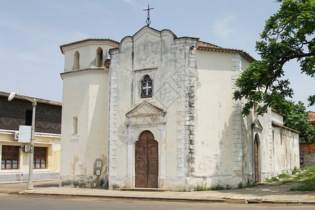 非洲圣多美和普林西比圣多美市的教堂 圣多美高清图片