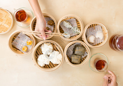 广州烧麦海报以薄和进食的顶端视图背景