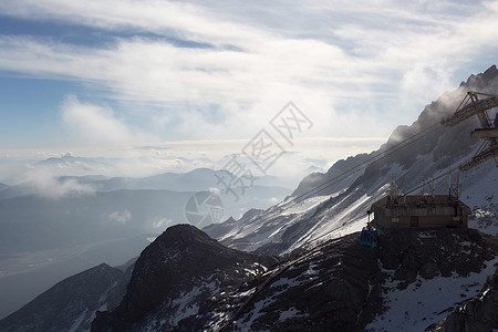 玉龙雪山旅游天空旅行目的地背景图片