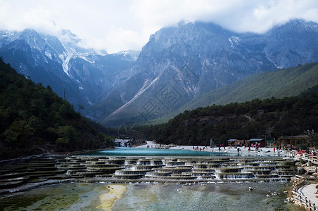 利江蓝月亮谷目的地旅游旅行背景图片