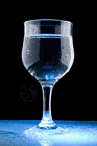 清洁净水不倒翁气泡液体冷却反射器皿流动溪流饮料水滴背景图片