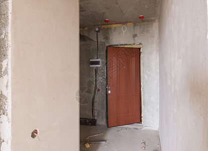 两室小户型新大楼前楼入口处 装有金属门和电卫的铁门和电卫背景