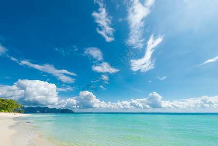 安达曼海的纯净清净水 和I型软白沙高清图片