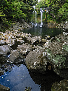 朝南济州川杰延瀑布旅行水平公园天地渊风景高清图片