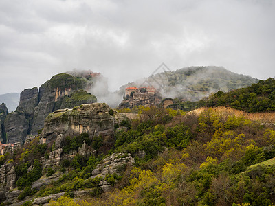 顽固希腊的中特罗拉山脉场所宗教历史地标文化地方乡村薄雾景点鸟瞰图背景