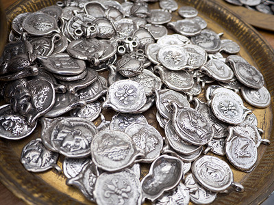 银旧硬币复制品纪念品货币背景图片