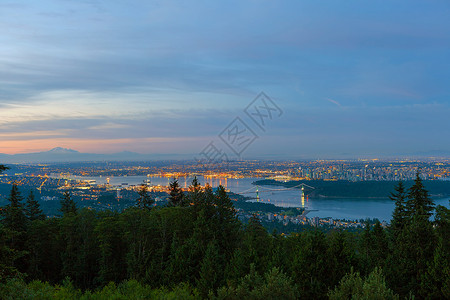 乔治亚海峡黎明时温哥华不列颠哥伦比亚市风景背景