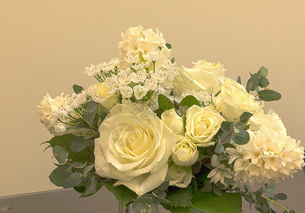 白星风信子白色婚礼花束花束 包括玫瑰装饰花朵白花绣球花白丁香风格背景