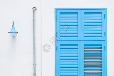 盖利波利 阿普利亚-由灯笼 雨水管道和水管设计高清图片