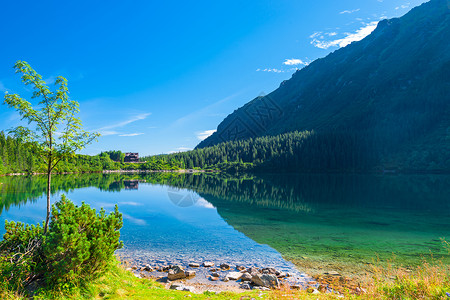 高塔特拉山脉和著名的山湖高清图片