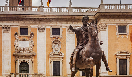 罗马的马库斯·奥雷利乌斯铜像高清图片