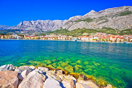 科沃斯扫地机器人Makarska 松石海滨和比科沃山地观海岸峡谷蓝色游艇石头棕榈历史性城市天线悬崖背景