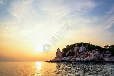 南园岛梦幻日落潜水海景高清图片