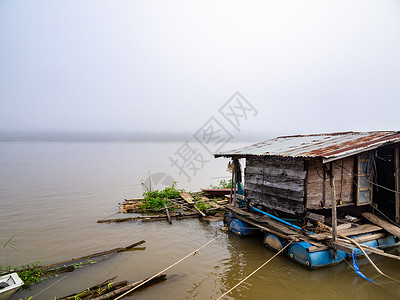 清汗湄公河上漂流房屋木头钓鱼旅游旅行船屋村庄文化房子热带背景图片