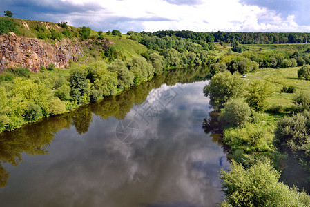 两条河风景高的高清图片