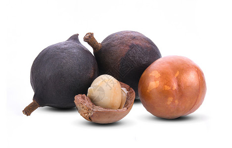 以白色背景孤立的坚果团体种子裂缝营养植物食物棕色水果背景图片