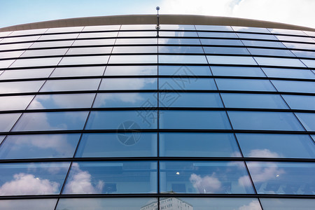 现代和当代办公楼窗户金融建筑物竞技场市中心技术玻璃蓝色相机建造背景图片